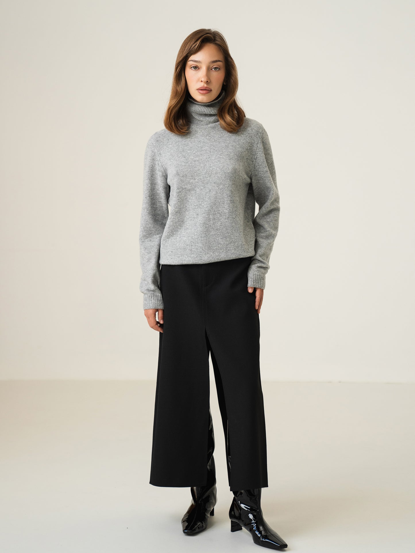 Merino Wool & Cashmere Turtleneck, Grey