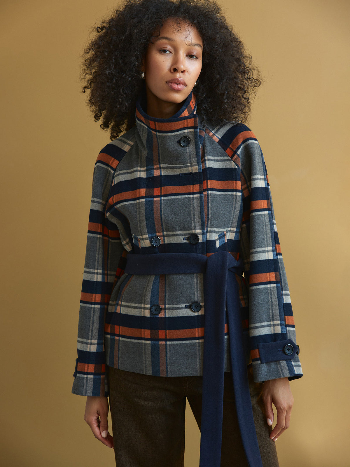 CHÉLIE short checked wool coat with high collar
